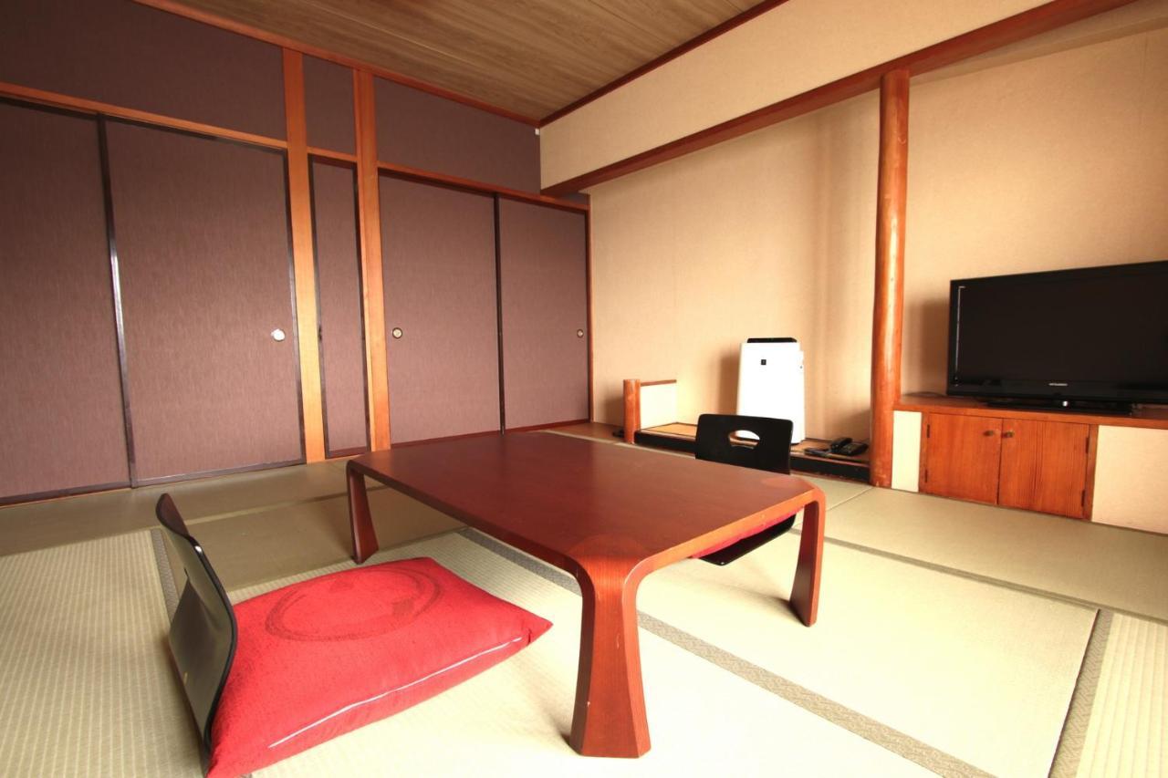 Ryokan Ooedo-onsen Monogatari Toi Marine