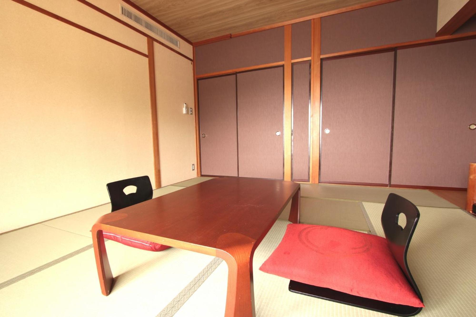 Ryokan Ooedo-onsen Monogatari Toi Marine 3*