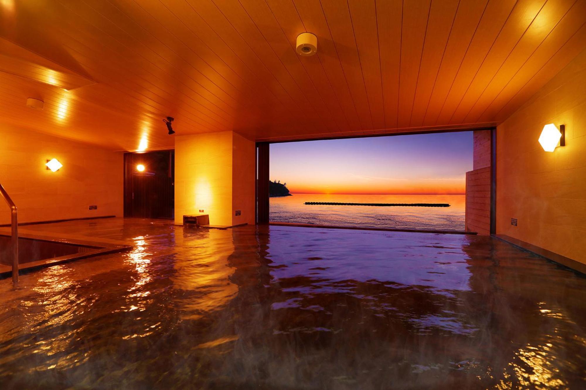 Ooedo-onsen Monogatari Toi Marine Izu (Shizuoka)